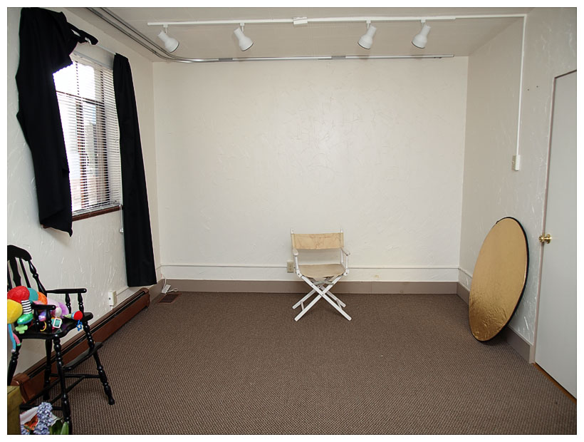PA073185 studio interior facing west end