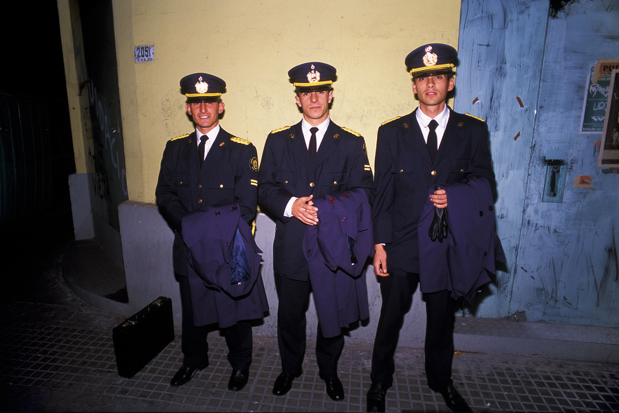 buenos muchachos - nice guys (2003)