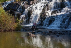 Bond Falls