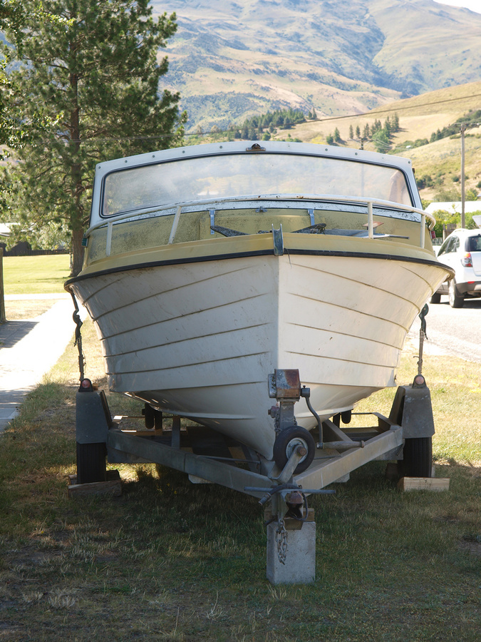 PC263048-front-unmodified