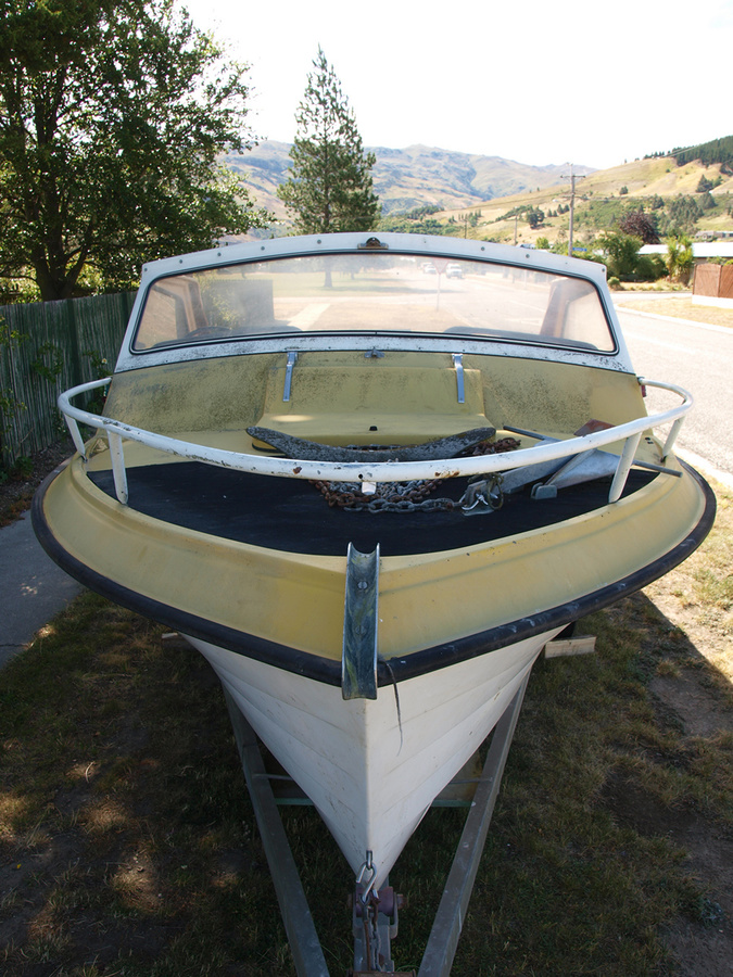 PC263049-front-deck-unmodified