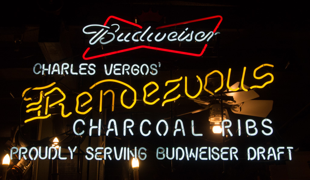 Rendezvous Neon