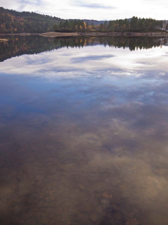 Loch_Beinn_aMheadhoin.jpg