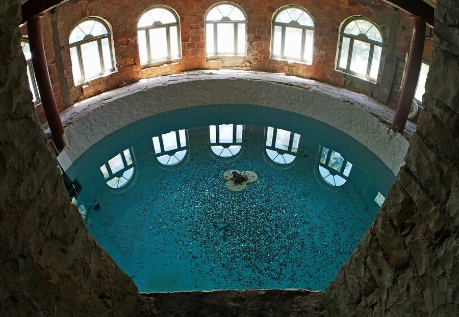 pool
