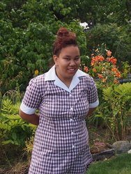 P2070198-USM10 Grand-daughter on first day at high school 2017