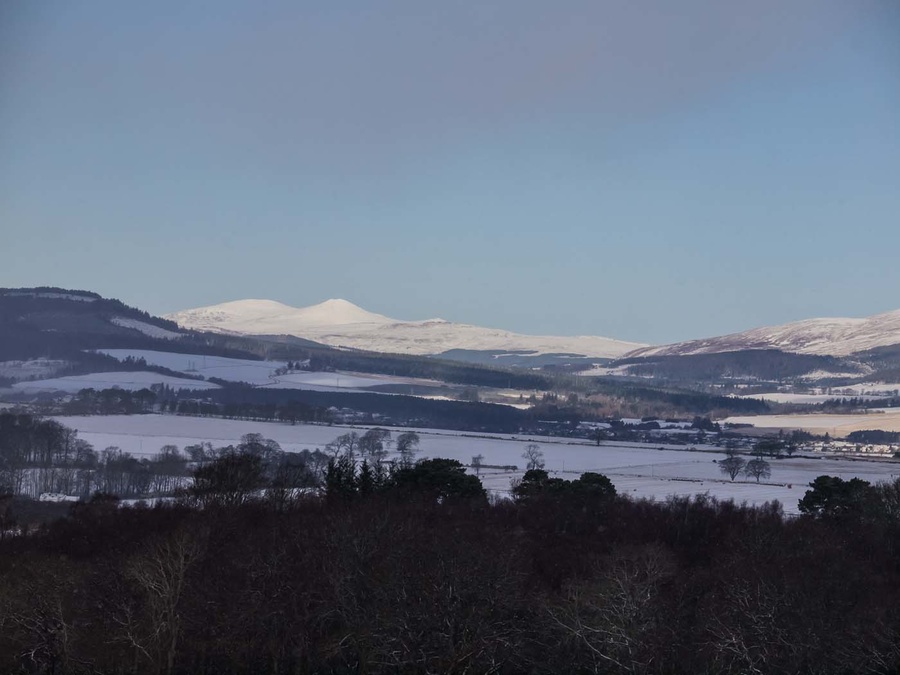 Carn_Chuinneag_Winter.jpg