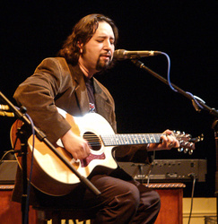 Lou Samaniego
