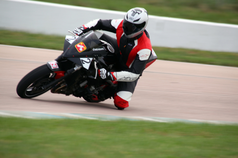 Dragging A Knee