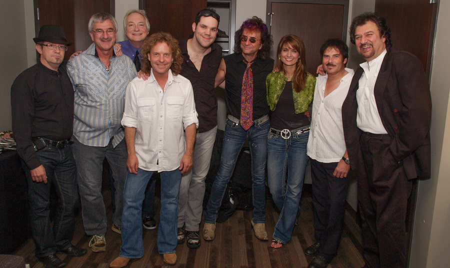 World Stage Unplugged Cast