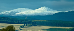 Carn_Chuinneag_Spring_snow.jpg