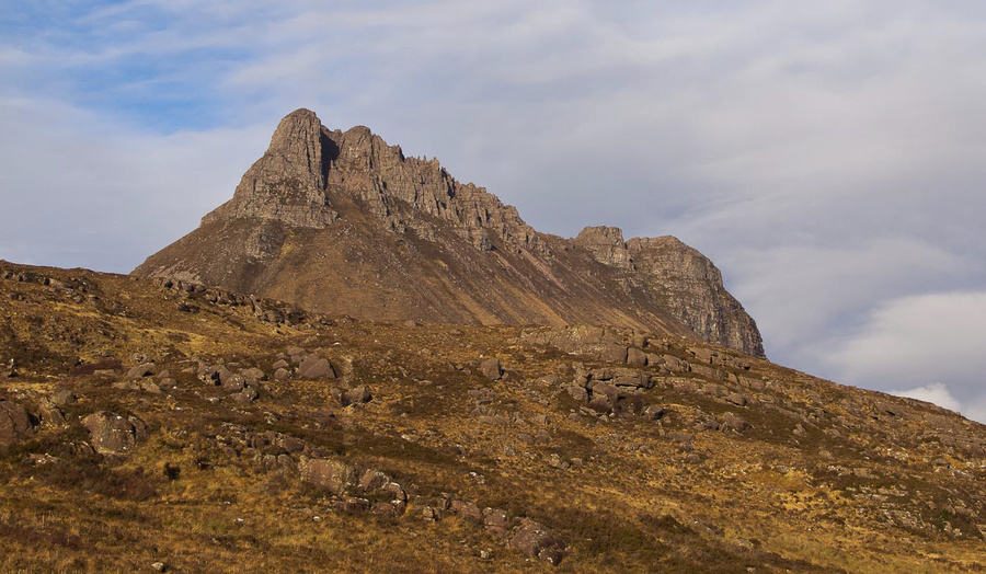 Stac Pollaidh from South.jpg