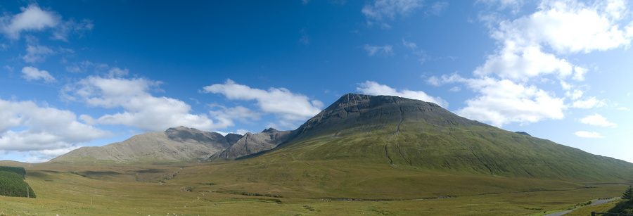 Sgurr_aGhreadaidh_Glen_Brittle.jpg