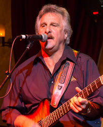 David DeNeau