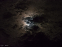 Luna Obscura