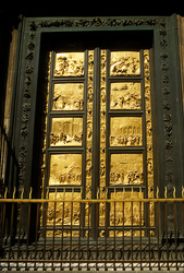 Porta del Paradiso -- porta est del Battistero di Firenze davanti al Duomo di Santa Maria del Fiore